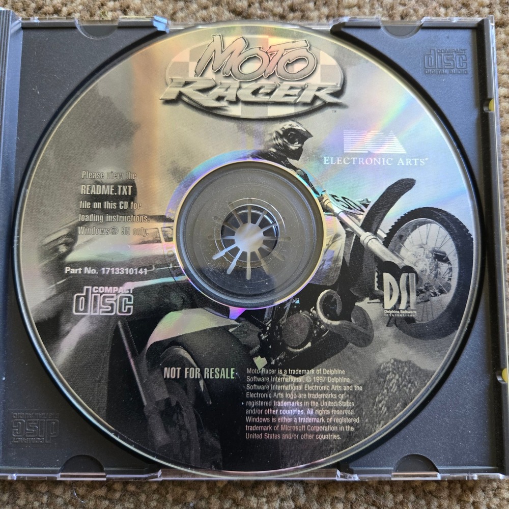 Moto Racer PC Windows 95 1997 Electronic Arts EA Racing Game Disc Only